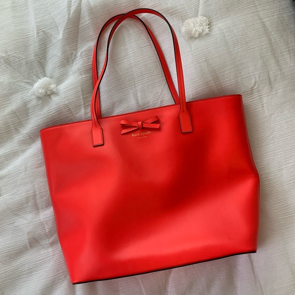 kate spade Handbags - Kate Spade Bag ♠️ ❤️